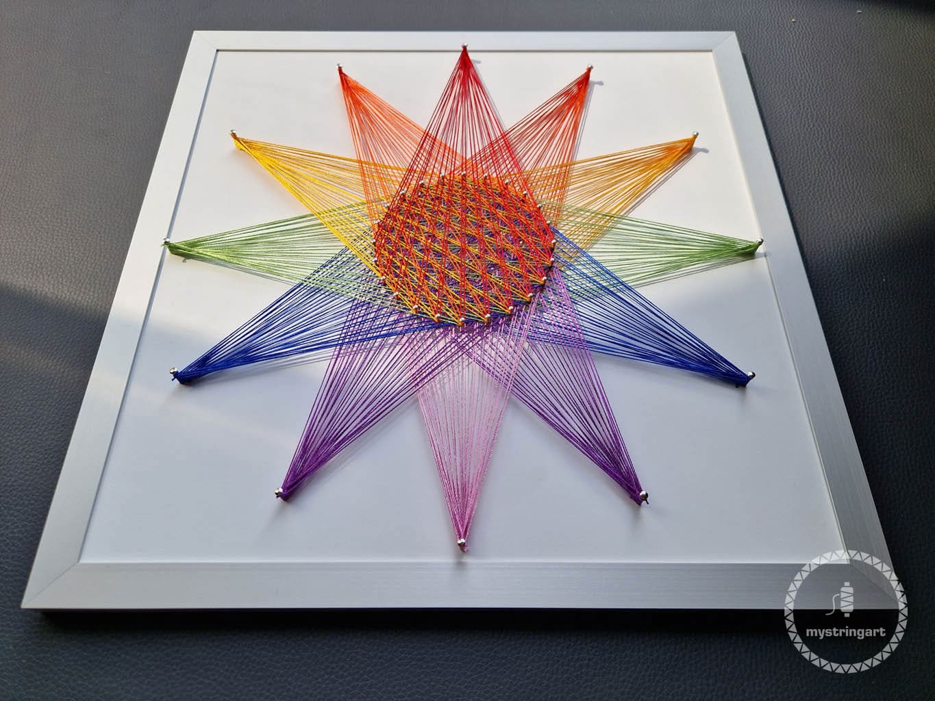 szivarvany-feher-hatter-4-mystringart